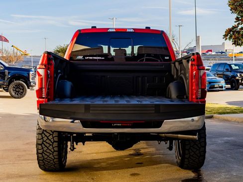 Used 2025 Ford F150 Lariat w/ Equipment Group 501A Mid image 9