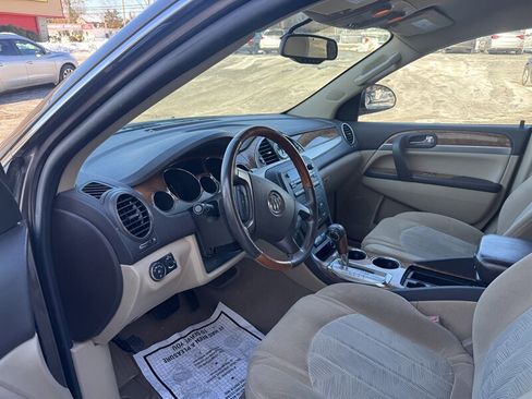 Used 2011 Buick Enclave CX image 9