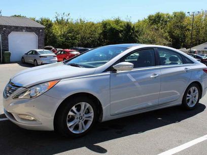 Used 2013 Hyundai Sonata Limited w/ Premium Pkg