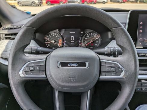 New 2025 Jeep Compass Sport image 27