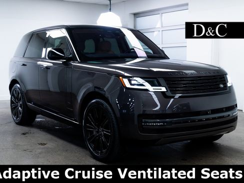 Used 2023 Land Rover Range Rover SE image 1