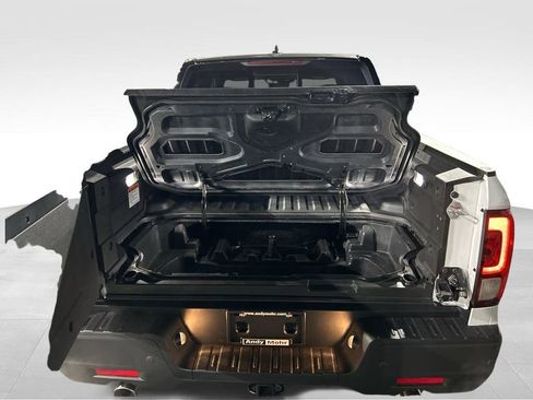 New 2026 Honda Ridgeline Black Edition image 41