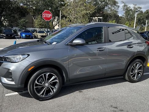 Used 2022 Buick Encore GX Select image 11