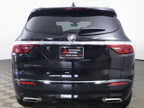 Used 2023 Buick Enclave Essence AWD/4WD image 14