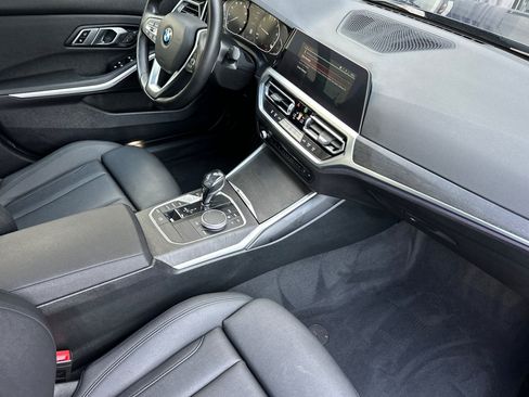 Used 2021 BMW 330i Sedan w/ Convenience Package RWD image 14