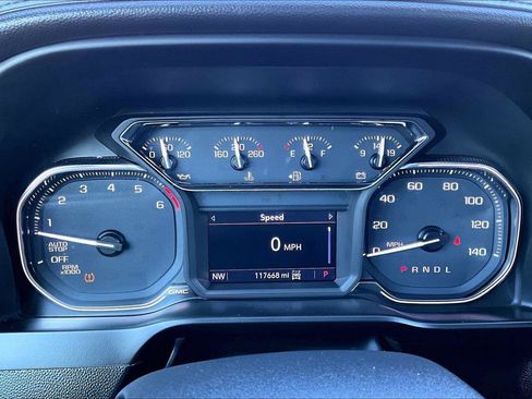 Used 2019 GMC Sierra 1500 SLT w/ SLT Premium Package AWD/4WD image 21