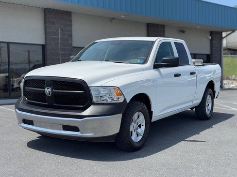 Used 2018 RAM 1500 Tradesman w/ Chrome Appearance Group AWD/4WD image 2