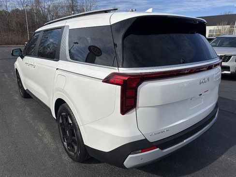 New 2026 Kia Carnival EX image 4