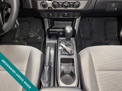 Used 2022 Toyota Tacoma SR image 8
