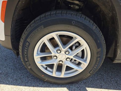 New 2026 Jeep Grand Cherokee Laredo X image 10