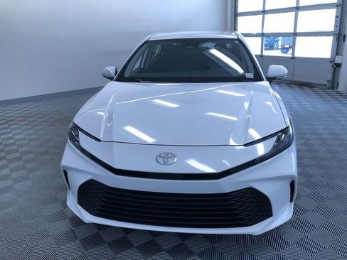 Used 2026 Toyota Camry LE FWD image 15