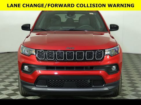 New 2026 Jeep Compass Latitude image 8