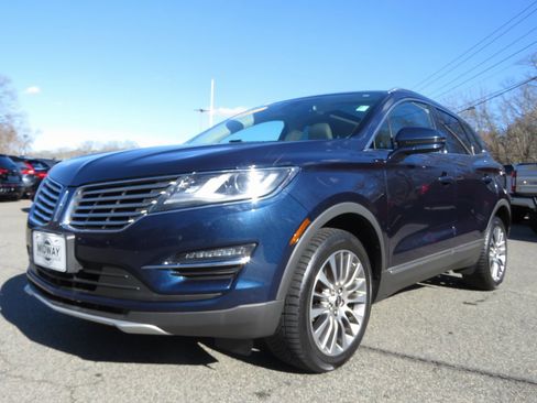 Used 2017 Lincoln MKC Reserve w/ Lincoln MKC Climate Package image 2