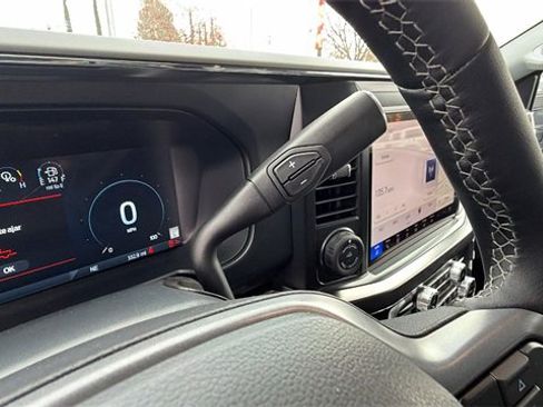 New 2026 Ford F250 Lariat w/ Black Appearance Package image 27