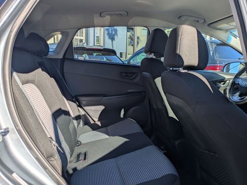 Used 2021 Hyundai Kona SEL image 18