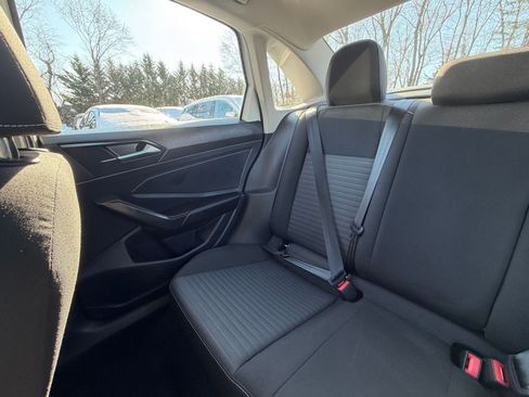 Used 2025 Volkswagen Jetta S image 37