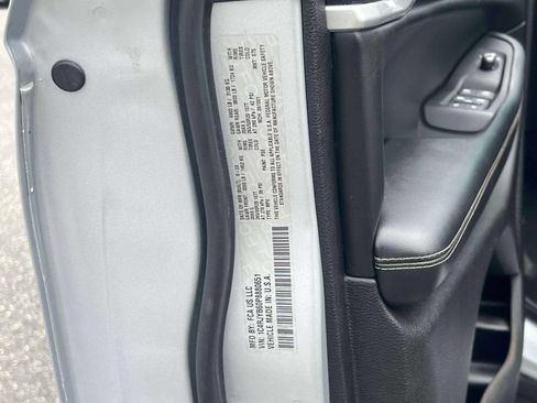 Used 2023 Jeep Grand Cherokee 4WD 4xe w/ Luxury Tech Group II image 10