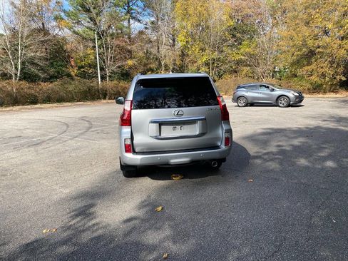 Used 2013 Lexus GX 460 Premium image 7
