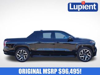Used 2024 Chevrolet Silverado EV RST AWD/4WD video 2