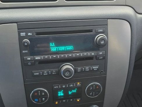 Used 2013 Chevrolet Silverado 1500 LTZ w/ LTZ White Diamond Edition image 23