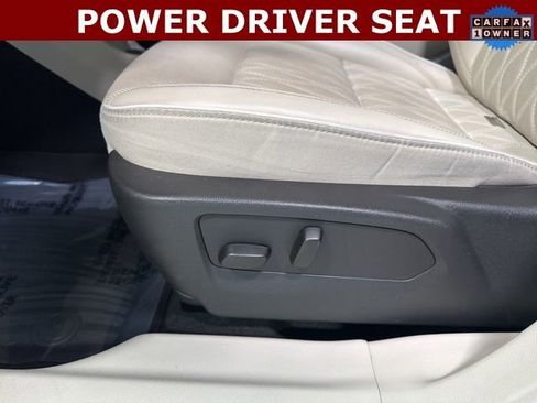 Used 2023 Buick Envision Avenir image 8