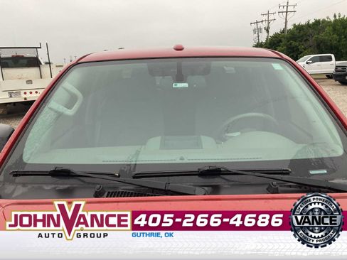 Used 2018 Nissan Frontier SV w/ Value Truck Package RWD image 13