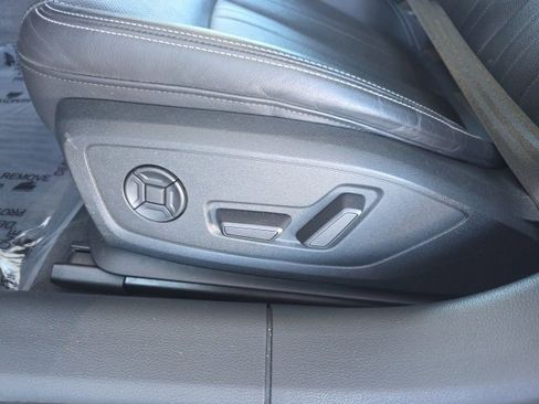 Used 2023 Audi A6 Premium Plus w/ Premium Plus Package image 25