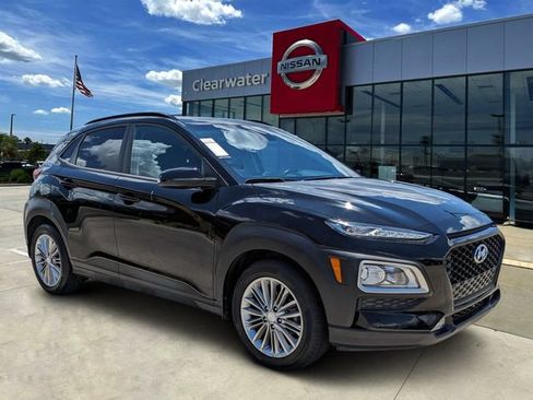 Used 2020 Hyundai Kona SEL Plus FWD image 1