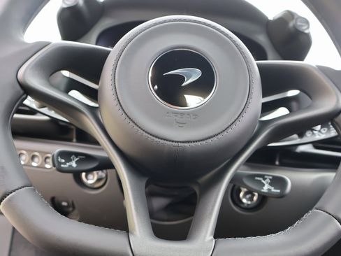 New 2025 McLaren Artura Spider image 16