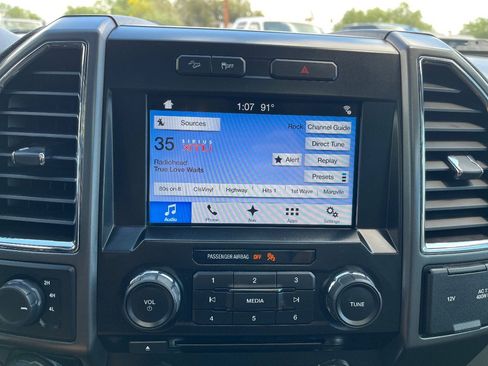 Used 2016 Ford F150 XLT w/ Equipment Group 302A Luxury AWD/4WD image 13
