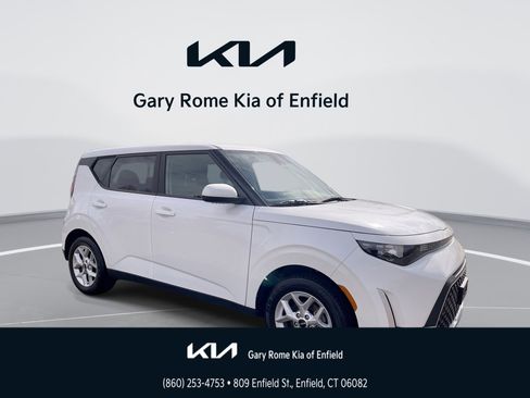 Certified 2024 Kia Soul LX w/ Option Group 015 FWD image 1