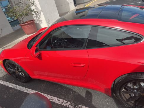 Used 2018 Porsche 911 Carrera image 6