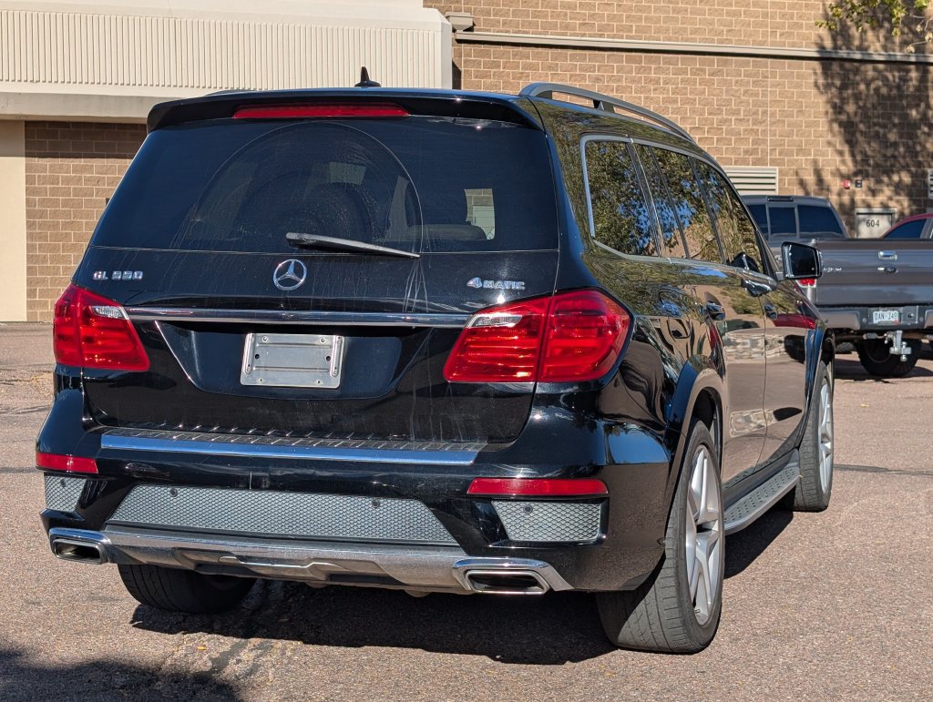 Used 2016 Mercedes-Benz GL 550 4MATIC image 7