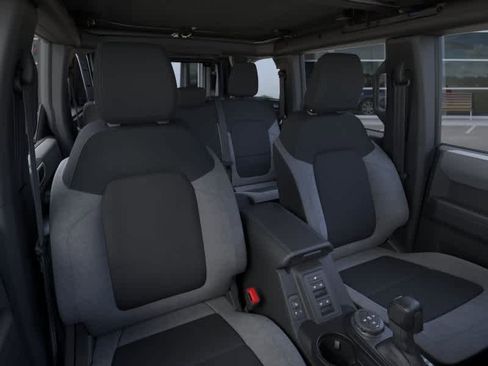 New 2025 Ford Bronco Big Bend image 10