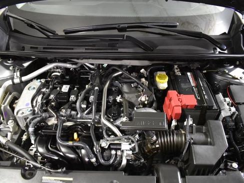 Certified 2025 Nissan Sentra SV image 38