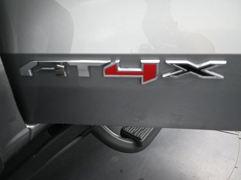 Used 2024 GMC Canyon AT4X w/ AT4X AEV Edition AWD/4WD image 15