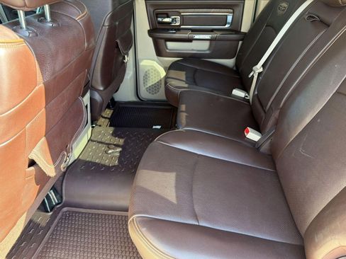 Used 2018 RAM 3500 Laramie Longhorn image 14