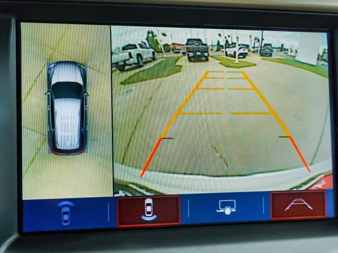 Used 2018 GMC Acadia Denali w/ Technology Package FWD image 45