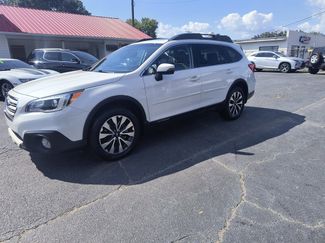 Used 2017 Subaru Outback 3.6R Limited image 1