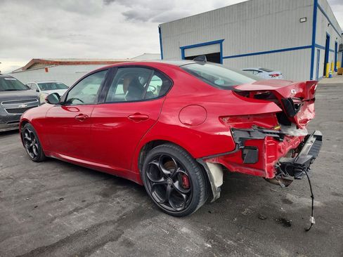 Used 2018 Alfa Romeo Giulia Ti Sport w/ Quick Order Package 22S Sport AWD/4WD image 3