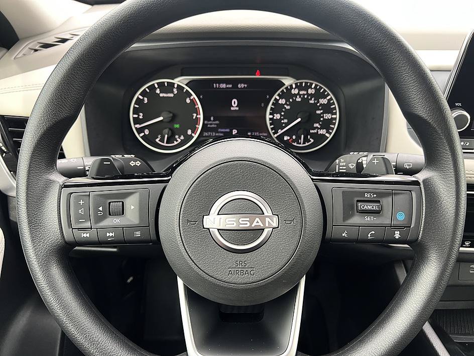 Certified 2022 Nissan Rogue SV FWD image 22