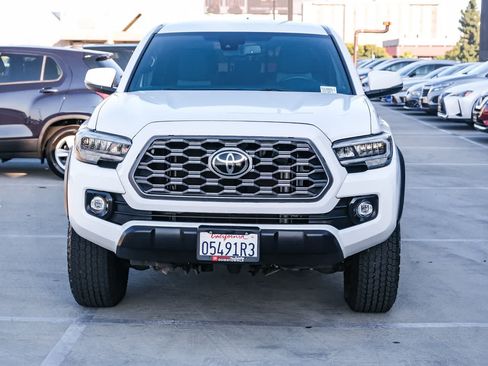Certified 2023 Toyota Tacoma TRD Off-Road AWD/4WD image 2