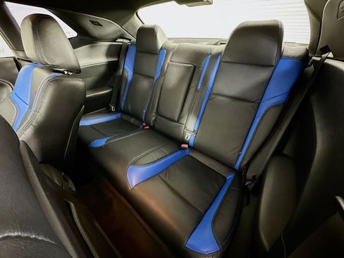 Used 2018 Dodge Challenger R/T w/ Performance Handling Group image 30