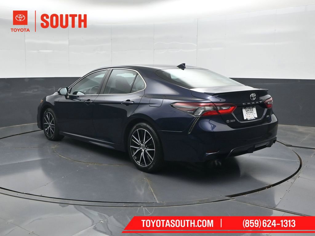 Used 2021 Toyota Camry SE FWD image 8