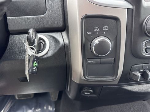 Used 2016 RAM 3500 Big Horn image 29