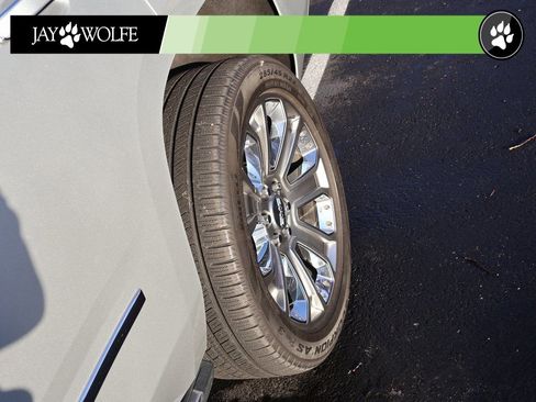 Used 2019 GMC Yukon Denali w/ Open Road Package image 12