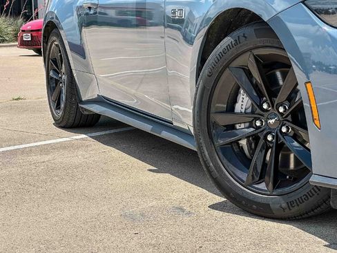 Used 2025 Ford Mustang GT RWD image 9
