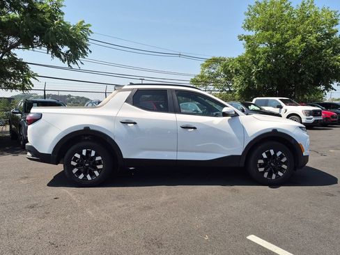 Used 2025 Hyundai Santa Cruz SEL FWD image 5