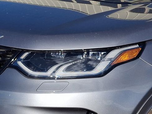 New 2025 Land Rover Discovery Sport S image 7