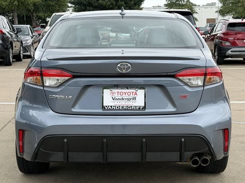 Used 2025 Toyota Corolla SE FWD image 5